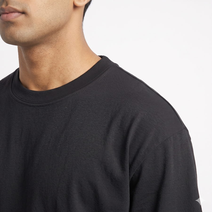 Oversize Drop Shoulder T-Shirt – 180 GSM Supercombed Cotton - Right Sleeve