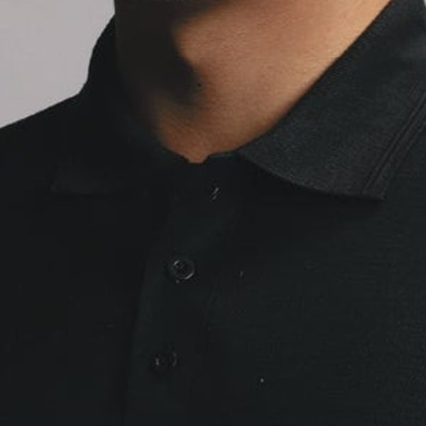 GC B007 Spun Pique Matty Polo T-Shirt – Black – Collar Detail